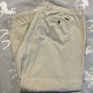 Relaxed Fit Mountain Khaki pants 42x30